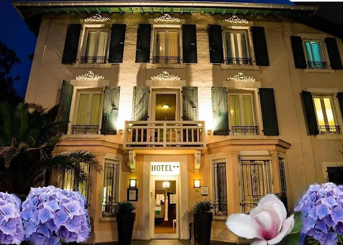 Val Flores Logis Hotell 2*