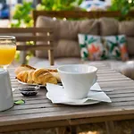 Val Flores Logis 2* Biarritz