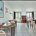 Val Flores Logis Ξενοδοχείο Μπιαρίτζ