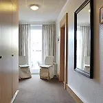 Val Flores Logis Hotel