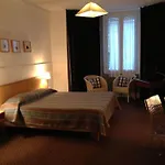 Val Flores Logis Ξενοδοχείο Μπιαρίτζ