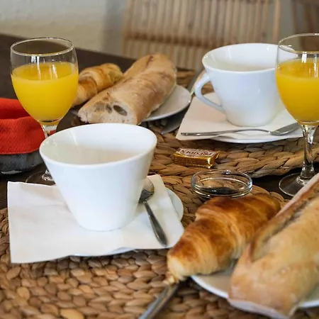 מלון Val Flores Logis ביאריץ