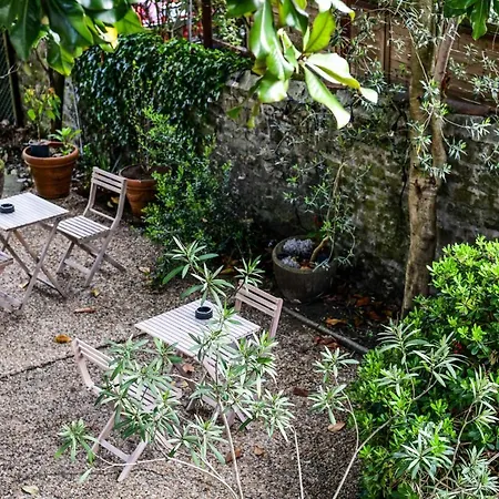 Val Flores Logis מלון ביאריץ