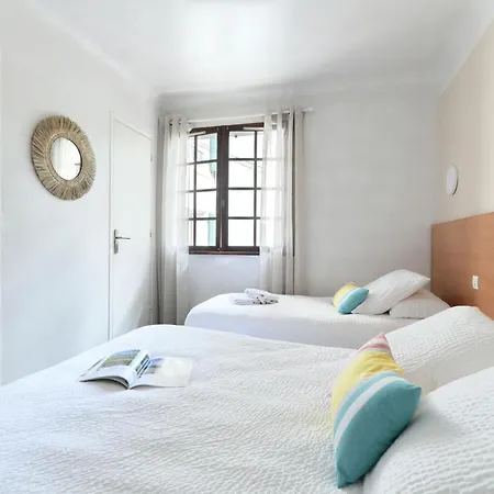 Val Flores Logis ביאריץ