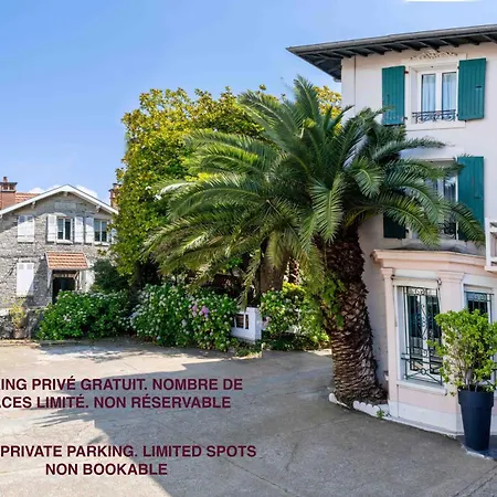 Val Flores Logis מלון 2*