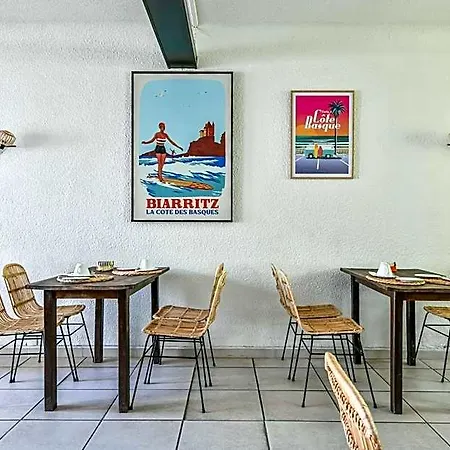 Val Flores Logis Ξενοδοχείο Μπιαρίτζ