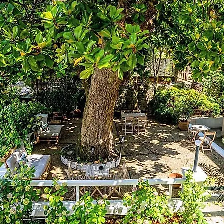 Ξενοδοχείο Val Flores Logis 2*