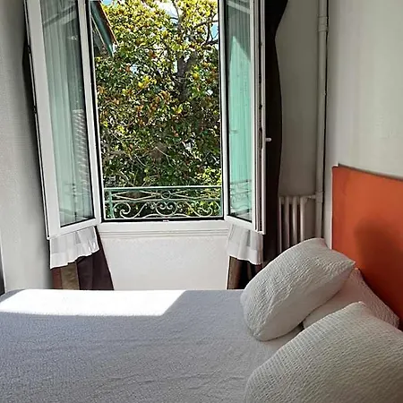 Val Flores Logis 2* Biarritz