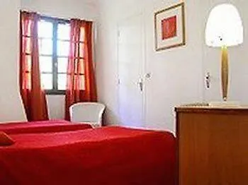 Val Flores Logis ホテル ビアリッツ