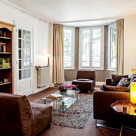 Val Flores Logis 2* ביאריץ