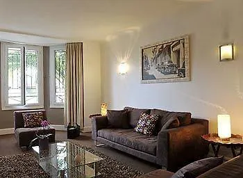 Val Flores Logis Biarritz